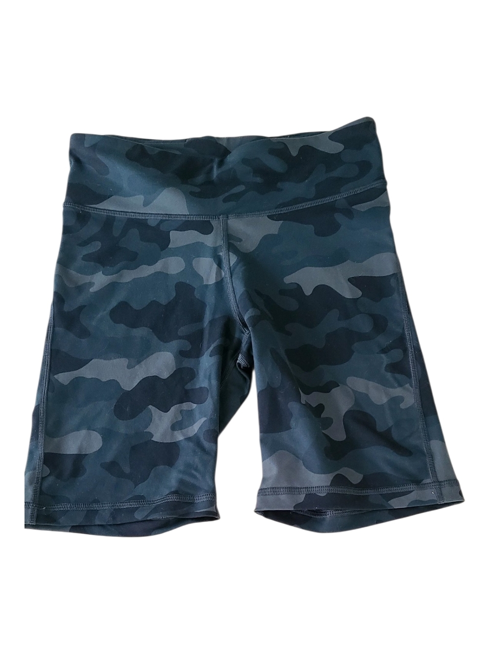 GAP Body Camo Bike Shorts Size Small